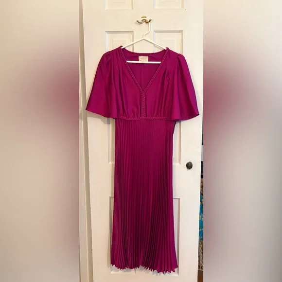 Sezane Florencia Dress in fuchsia, FR size 36 (US size 4). - Picture 2 of 3
